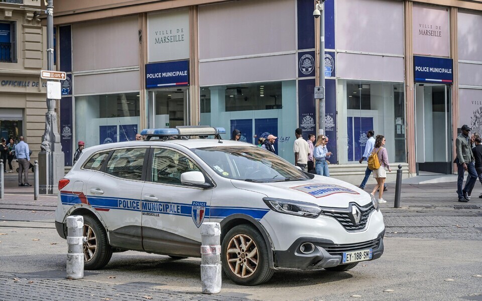 Vahemere ääres Marseille’s asuv politseijaoskond