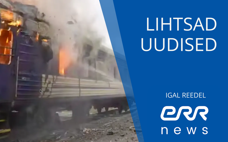 Lääne-Ukrainas droonitabamuse saanud rong.