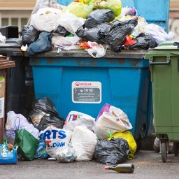 Eelnõu kannustab inimesi vähem toitu ära viskama ja kiirmoodi vältima