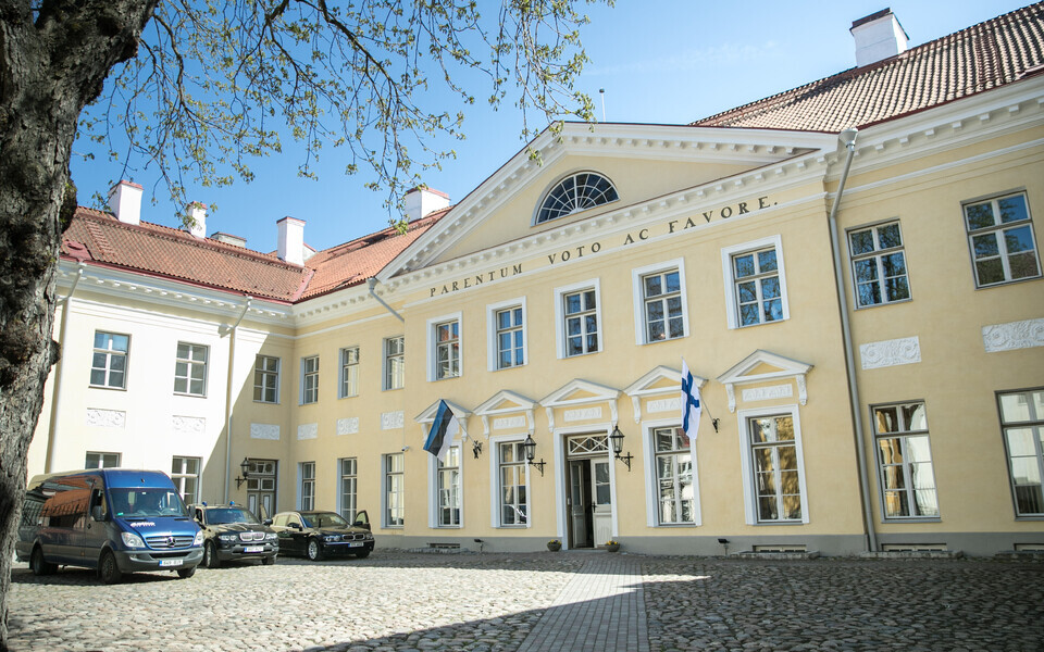 &Otilde;iguskantsleri b&uuml;roo