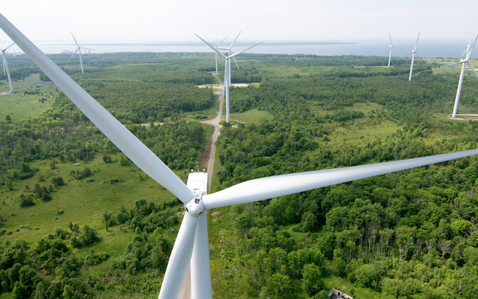 Communities hoping to get a say in wind farm development - Vimarsana News