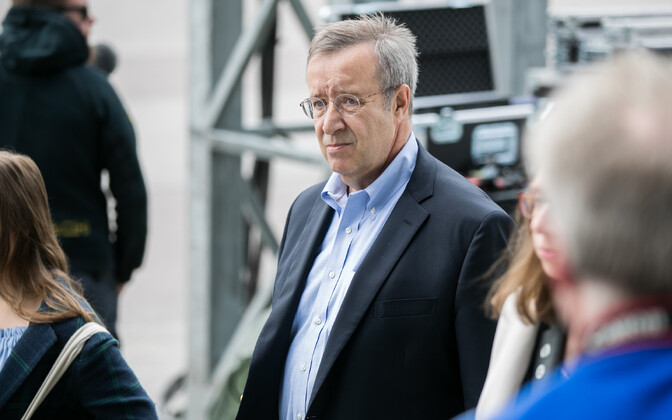 Ilves: Estonia could propose renaming NATO headquarters after John McCain