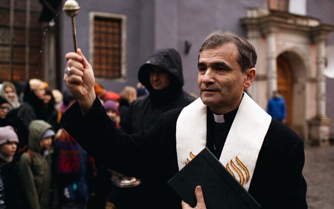 Moscow continues ignoring church leaders' pleas for peace - Vimarsana News