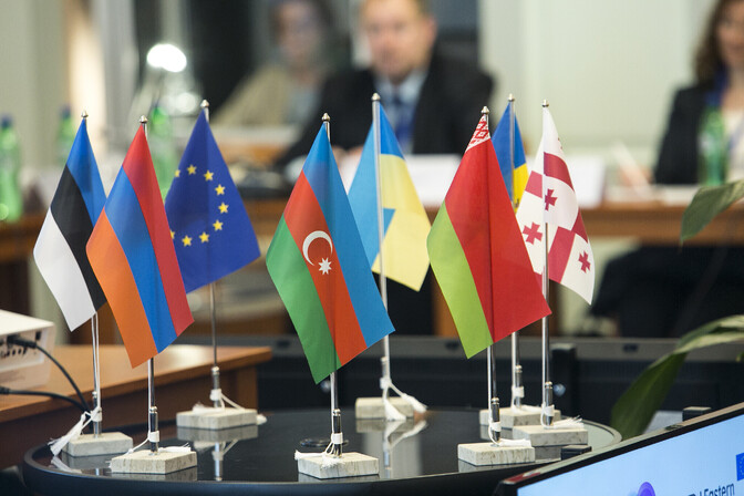 13 EU members call for vaccine aid for Eastern Partnership countries - Vimarsana News