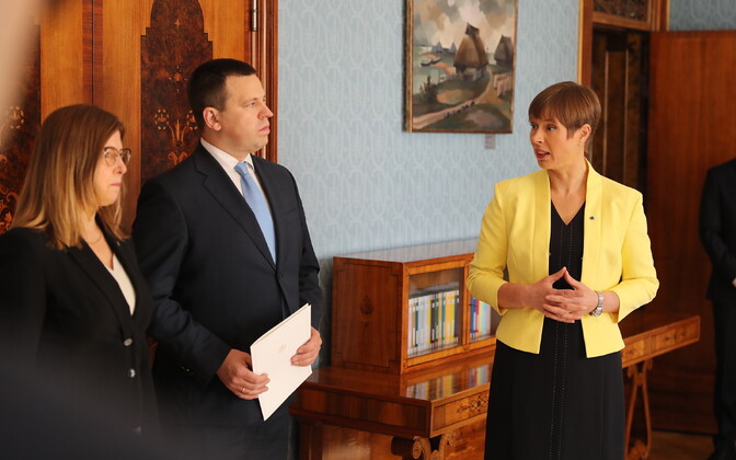 Kaljulaid: Representing businesses abroad difficult via interpreter
