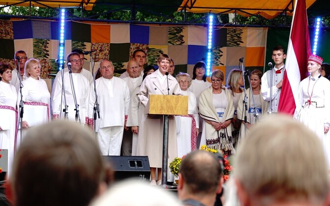 President Kaljulaid: I stood in the chain; we were no longer afraid