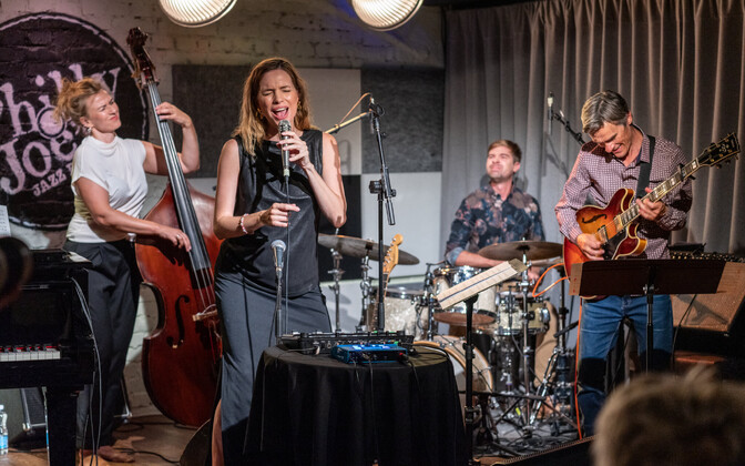 Mingo Rajandi Quintet püüab päeva paremaks muuta looga "Walking Song" - Vimarsana News