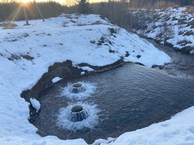 Gallery: Spring thaw brings traditional 'witches' well' torrent - Vimarsana News