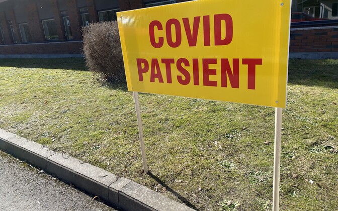 Monitoring study: COVID-19 infection rate falls fourfold in month - Vimarsana News
