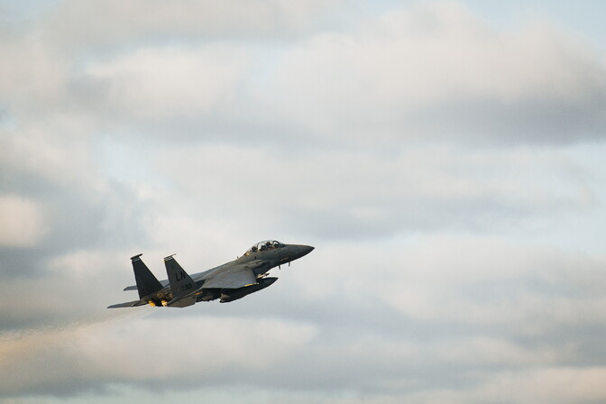 Two more US F-15E Strike Eagles due in skies over Estonia Wednesday - Vimarsana News