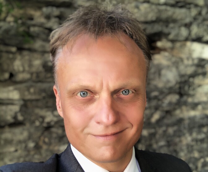 Imre Sooäär: kas esimene must hobune presidendivalimiste saagas? - Vimarsana News