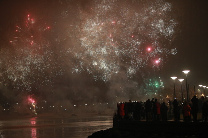 Time short for businesses to prepare for new year if 11pm curfew lifted - Vimarsana News