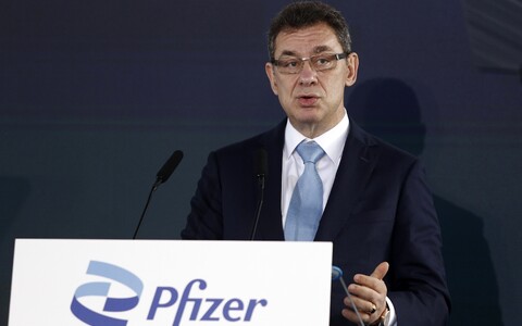 Глава Pfizer Альберт Бурла.