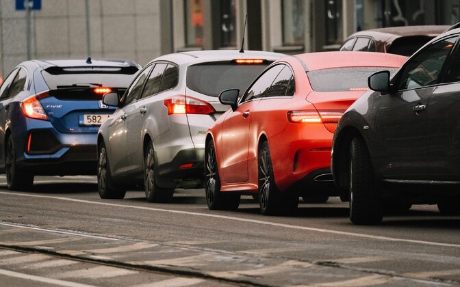 High gas prices not significantly impacting people's driving habits