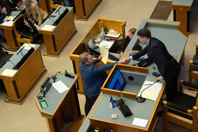 Four of five parties' MPs back boosting political finances watchdog powers - Vimarsana News
