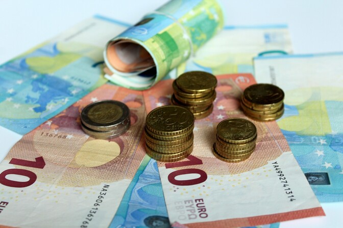 Statistics Estonia: Increased imports cause higher April trade deficit