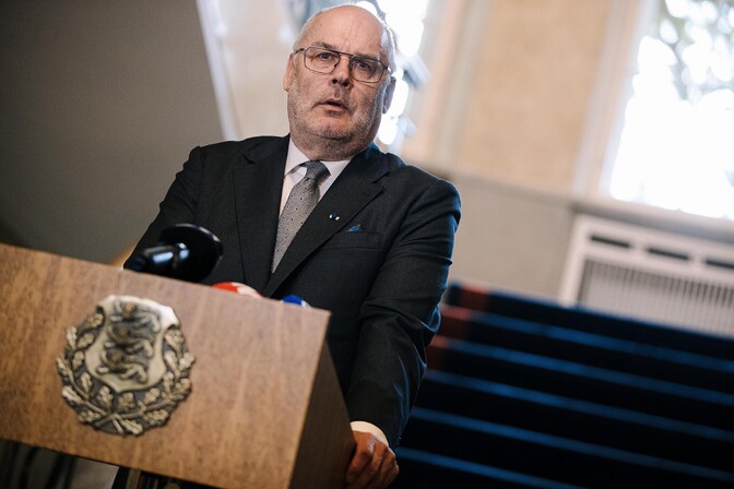 President: Extraordinary elections no gambling matter