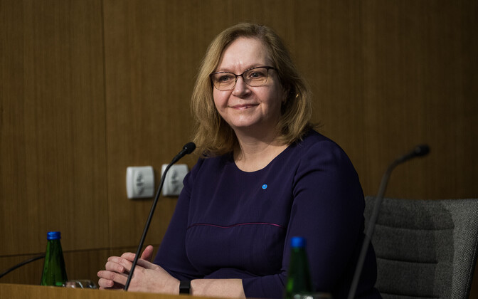 Former justice minister: No grounds for Peterson to resign