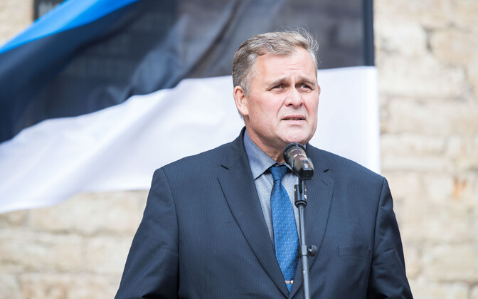 Former minister: Messages on Narva 'tank' removal must be unified - Vimarsana News