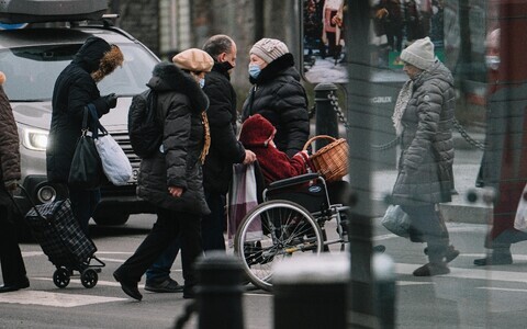 Elederly people in Tallinn. Photo is illustrative.