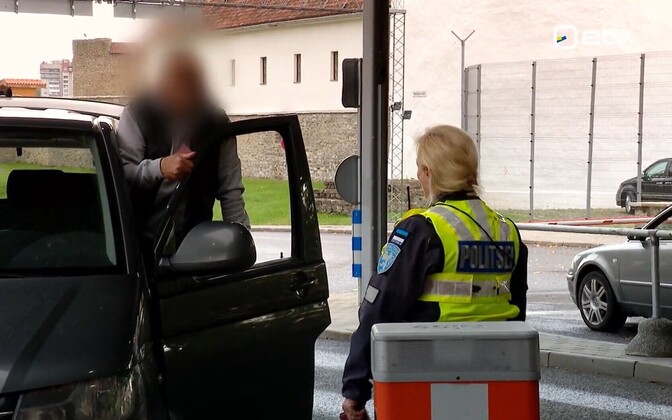'Pealtnägija' shadows officials working at Narva border checkpoint - Vimarsana News