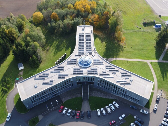 'Mystery' of Tartu's floating silver balls solved