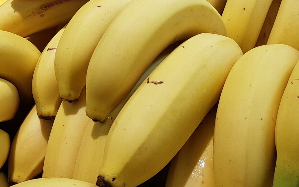 Banaanid supermarketis.