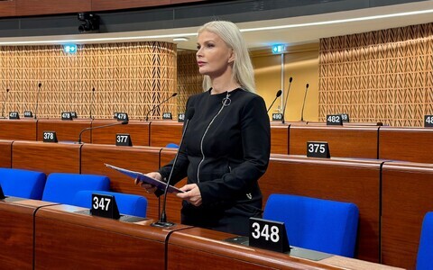 Kadri Tali esinemas Eesti delegatsiooni nimel Euroopa N&otilde;ukogu Parlamentaarses Assamblees (ENPA) Strasbourgis.