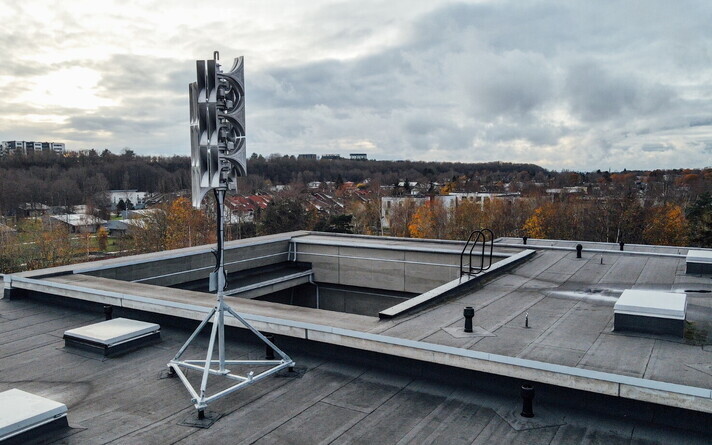 A rooftop siren.