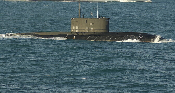 Unclear if real-life 'Red October' Russian sub to be escorted when ...