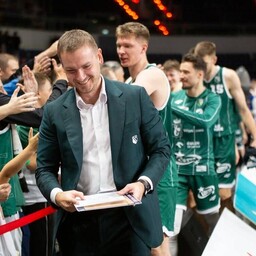 Legia võitis Ilveri juhtimisel Poola superkarika
