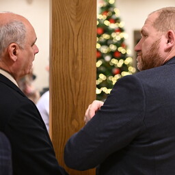 Otse kell 16: Plaan B ja Keskerakonna korraldatud Narva volikogu istung