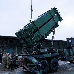 Patriotide tootmislitsenti saamine ei lahendaks raketipuudust Ukrainas