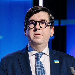 Priit Sibul: ERR-i Ida-Euroopa stiilis ülevõtmiskatse