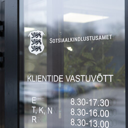 Juuli pensionid ja puudetoetused makstakse välja päev hiljem