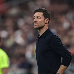 Xabi Alonso saab Chelsea peatreeneriks