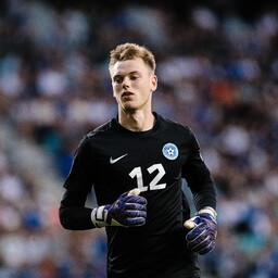 Hein hoidis Werderi värava puhtana