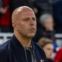 Liverpool andis peatreener Slotile hundipassi