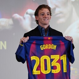 Barcelona hankis Inglismaa koondislase
