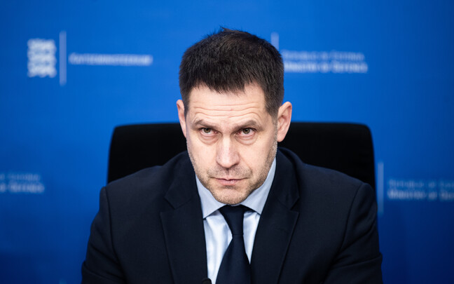 Elmar Vaher.