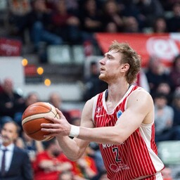 Raieste klubi sai sõelmängude hakatuseks korraliku sahmaka