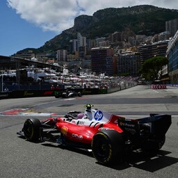 Ferrari piloodid olid vabatreeningutel heas hoos