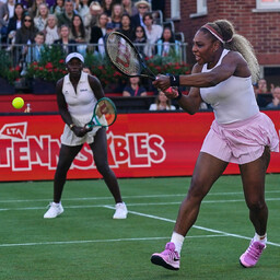 Serena Williamsi tagasitulek Queen'sis võib piirduda ühe matšiga