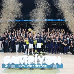 Biberovici võiduvise viis Fenerbahce kolmandat korda järjest meistriks