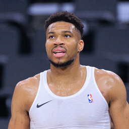 NBA suurtehing: Miami Heat sai enda ridadesse Giannis Antetokounmpo