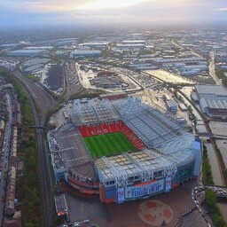 Manchester United kindlustas uue hiidstaadioni jaoks vajaliku maa