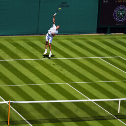 Joonekohtunike süsteemi rike peatas Wimbledoni kvalifikatsioonimängud