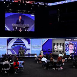 Pikalt draft'is oodanud Henri Veesaar liitub Atlanta Hawksiga