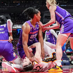 WNBA karistas Caitlin Clarki kõri piirkonda löönud mängijat mängukeeluga