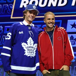 Maple Leafs valis esimesena McKenna, Läti jäähokil oli märgiline öö